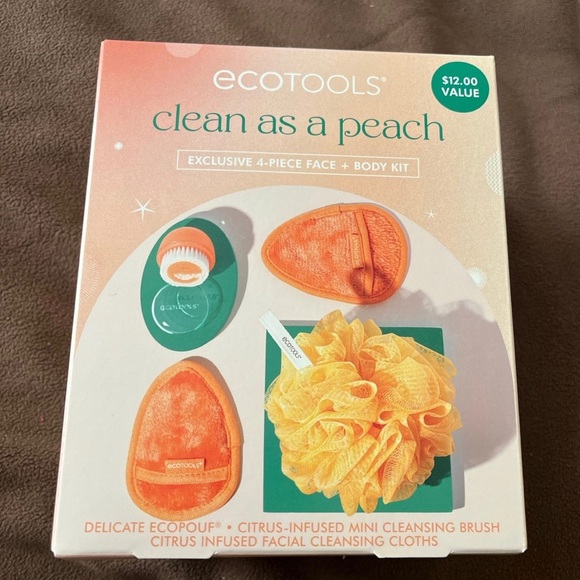 Eco tools Clean as a Peach Body Kit - Picture 1 of 2